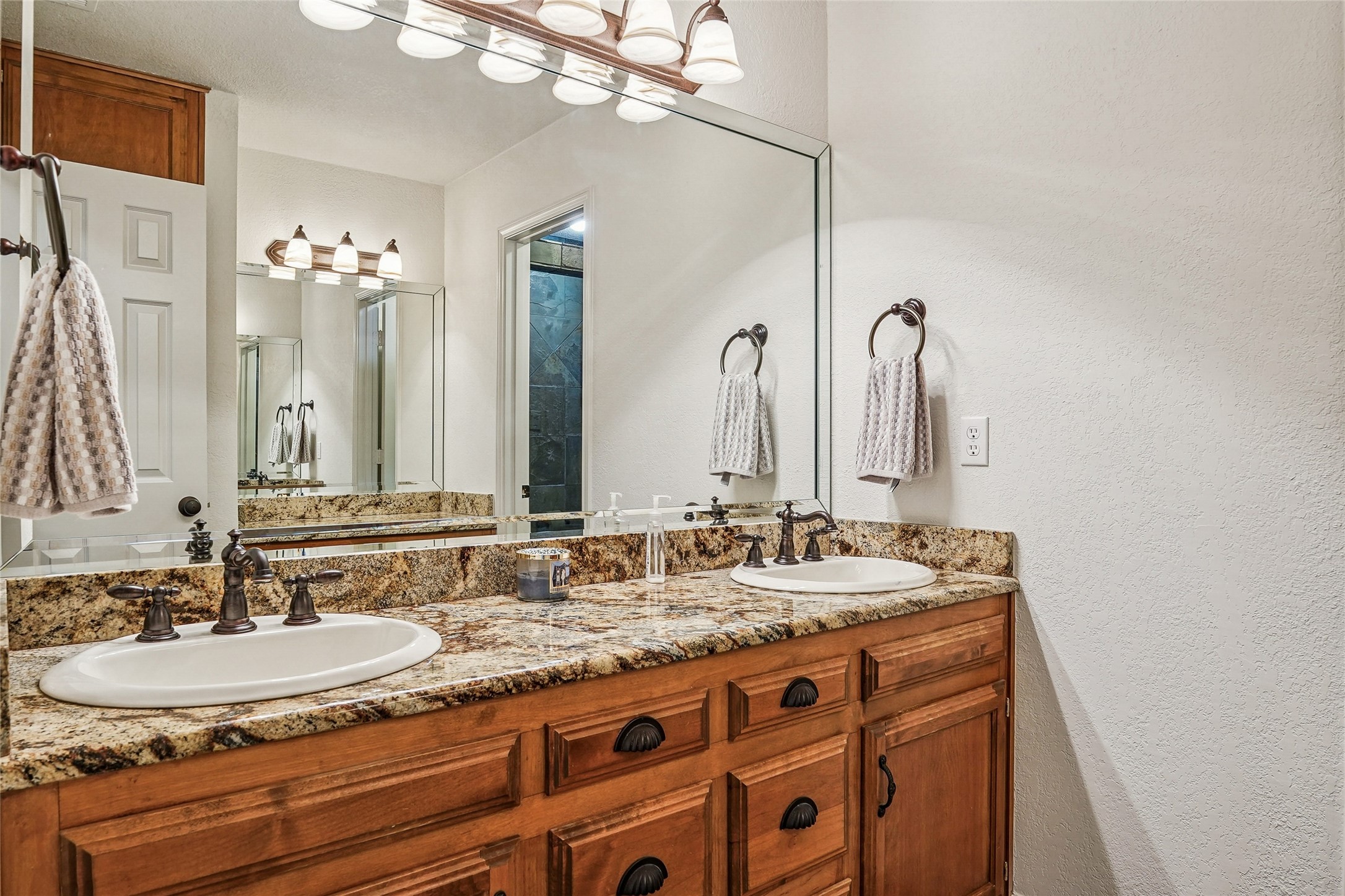 1006 Cochran Road Argyle TX 76226