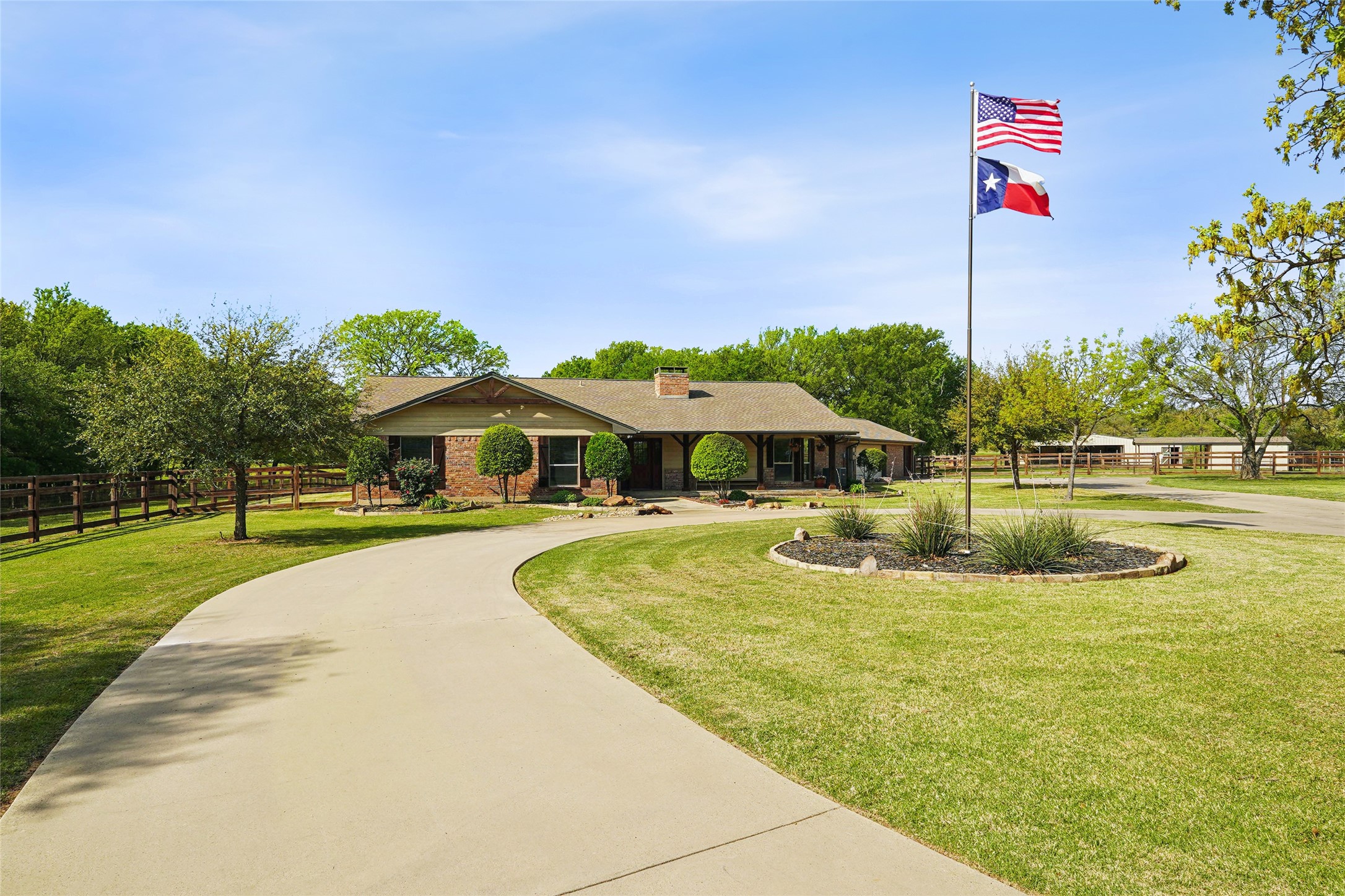 1006 Cochran Road Argyle TX 76226