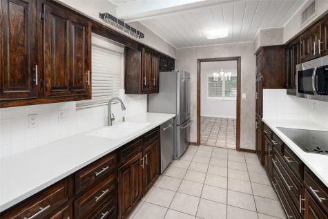 6712 Saint Anne Street Dallas TX 75248