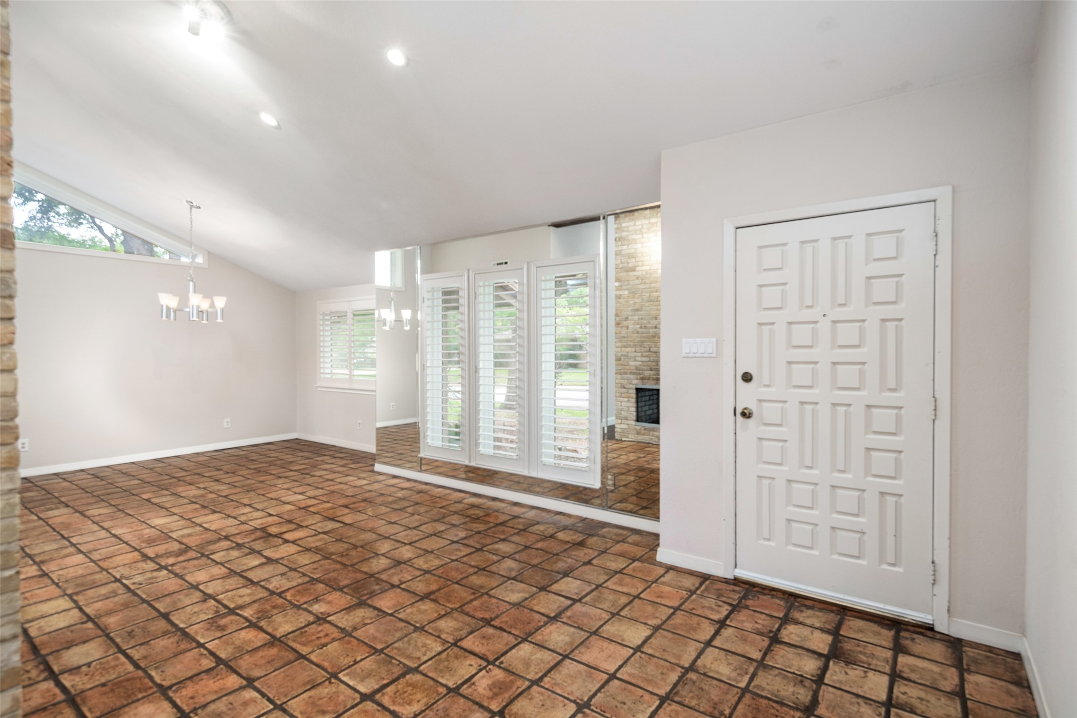 6712 Saint Anne Street Dallas TX 75248
