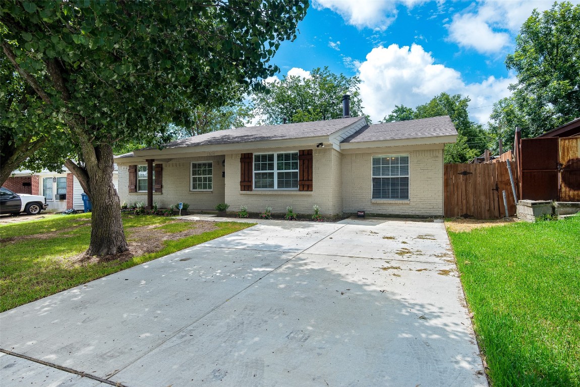 1034 Susan Drive Garland TX 75040