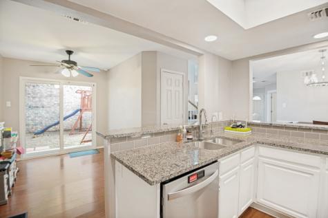 1345 Jeanette Way Carrollton TX 75006