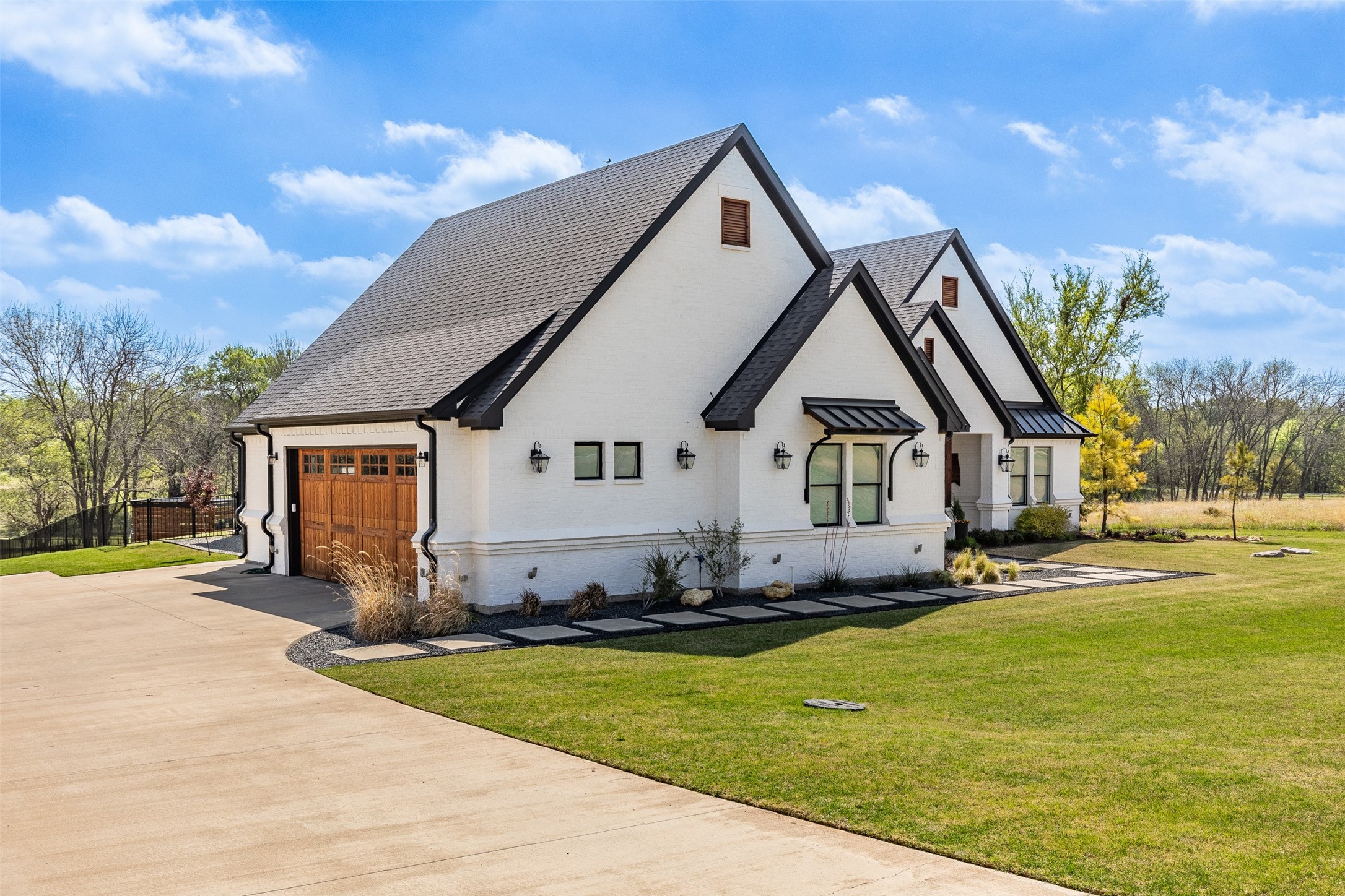 108 Golf Walk Circle Denison TX 75020
