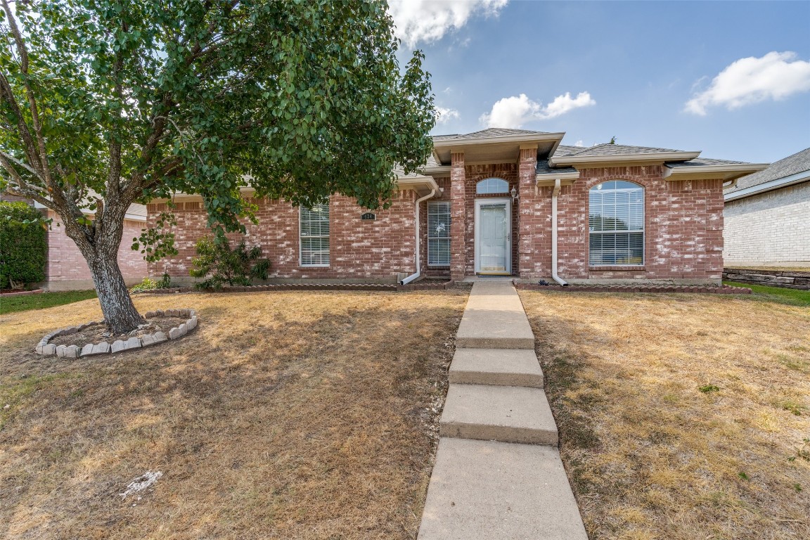 424 Sugar Mill Road Cedar Hill TX 75104