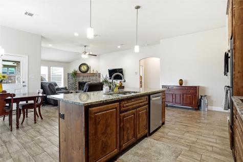 904 Avagail Avenue Springtown TX 76082