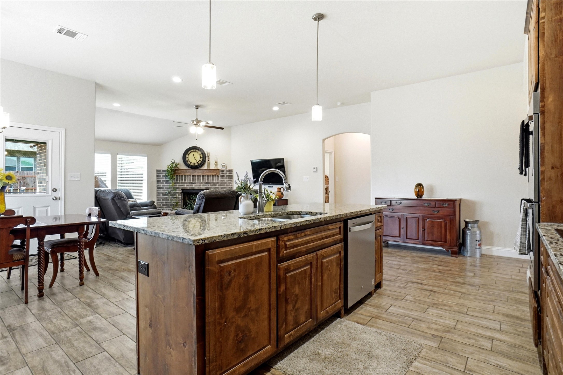 904 Avagail Avenue Springtown TX 76082