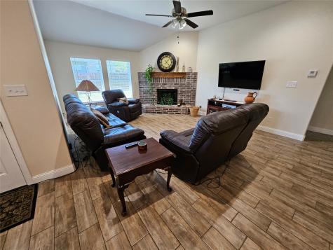 904 Avagail Avenue Springtown TX 76082
