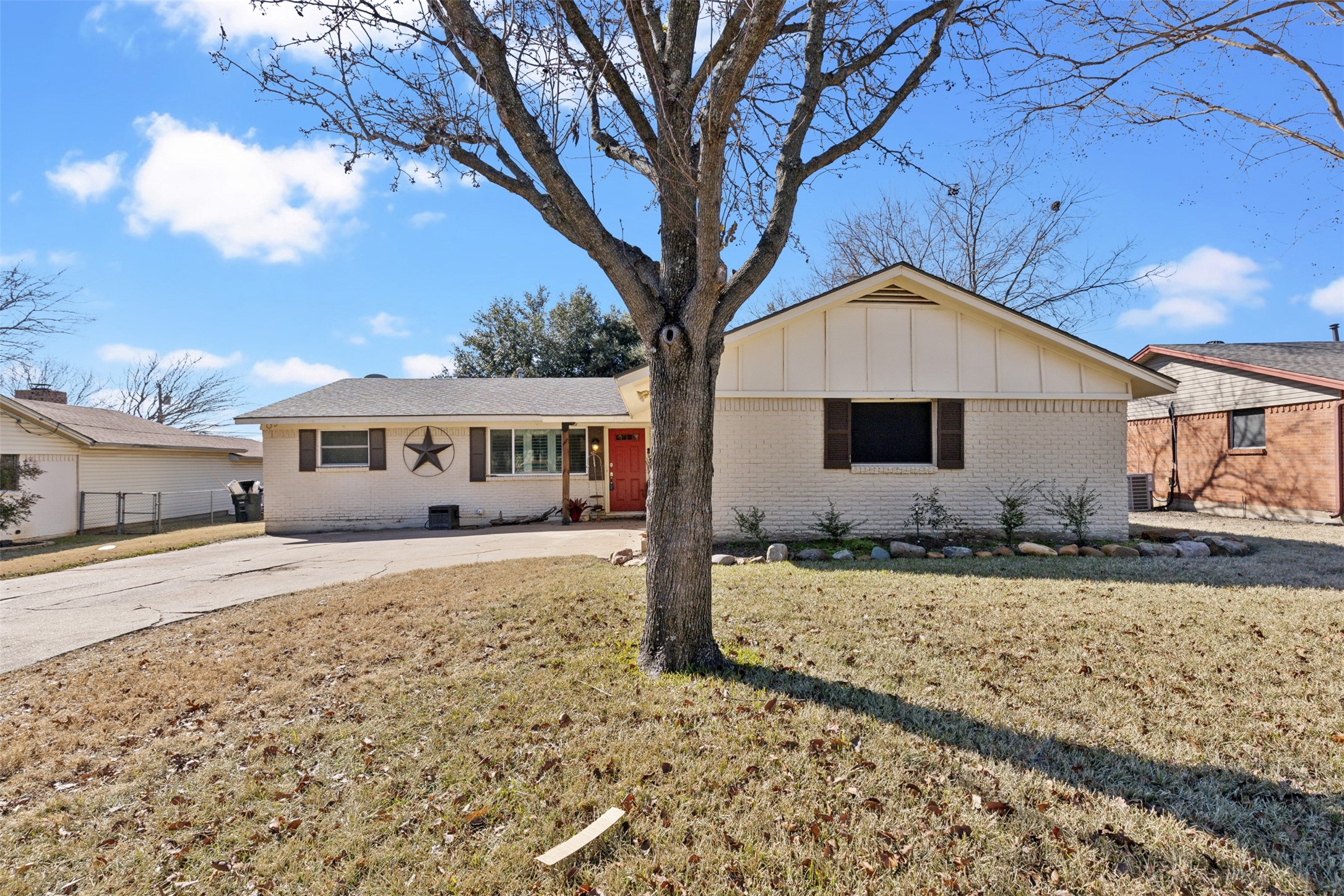 1220 Lynnwood Drive Cleburne TX 76033