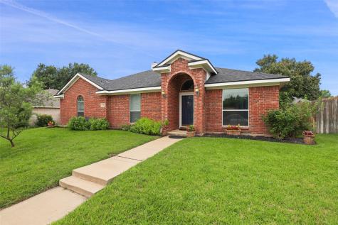 10420 Holly Grove Drive Fort Worth TX 76108