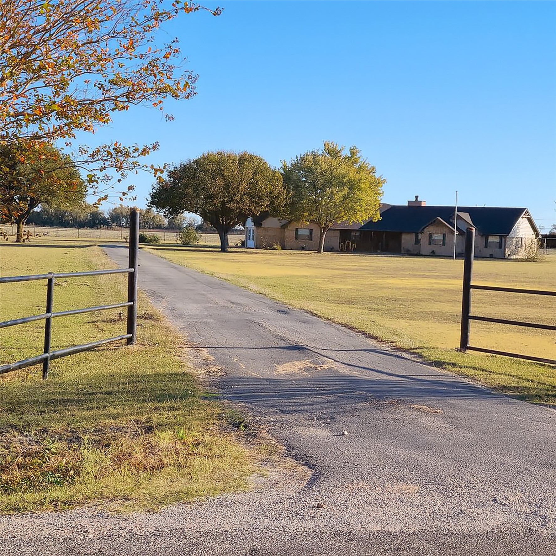 406 Epps Road Palmer TX 75152