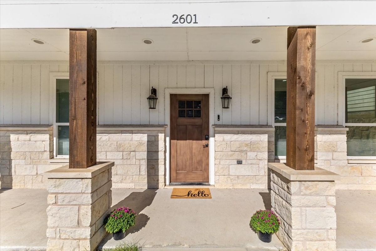 2601 Hutchinson Street Fort Worth TX 76106