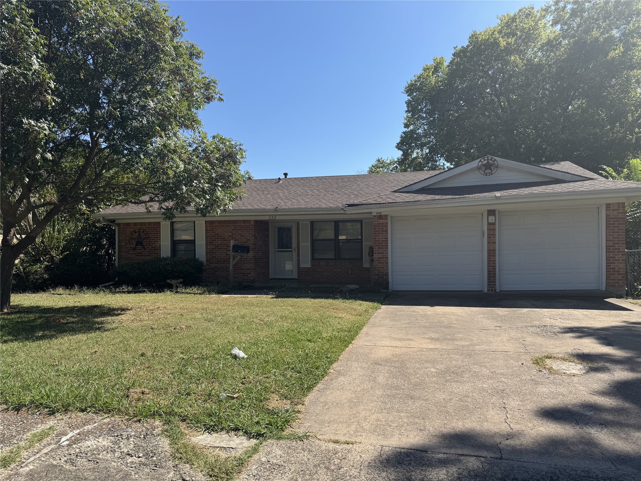 222 W Vista Drive Garland TX 75041