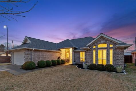 324 Cecile Court Arlington TX 76013