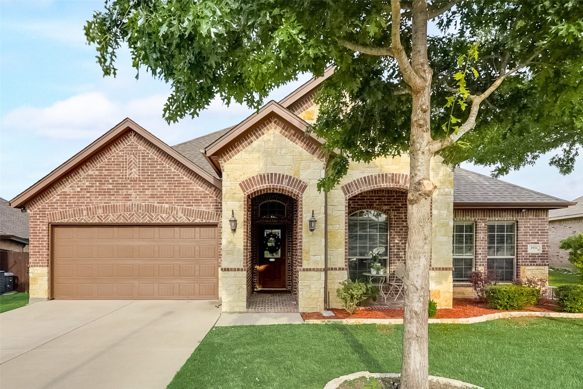 8916 Stone Top Drive Fort Worth TX 76179