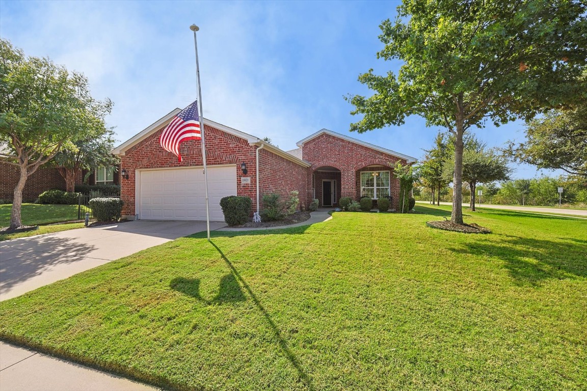 1921 Overwood Drive Frisco TX 75036