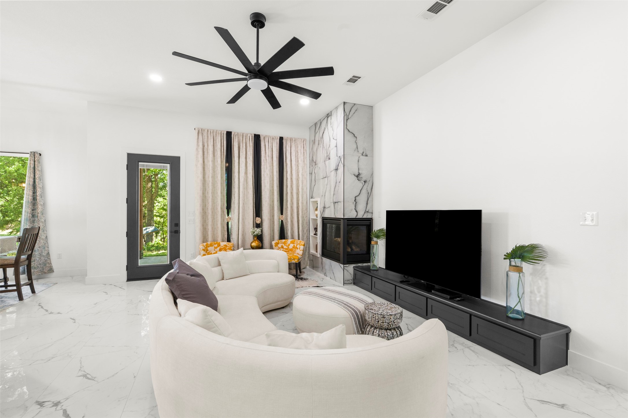 265 Shadow Oaks Streetman TX 75859