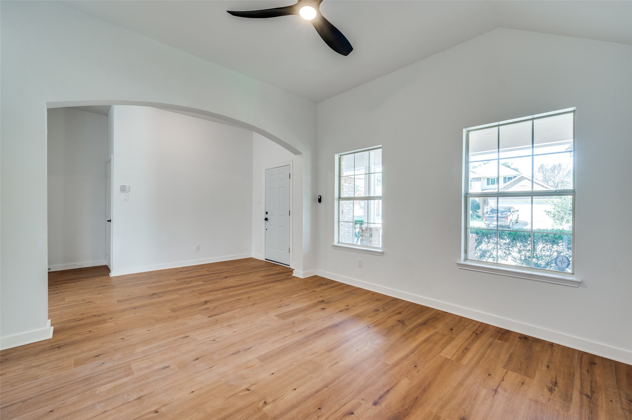 1028 Aviary Drive Aubrey TX 76227