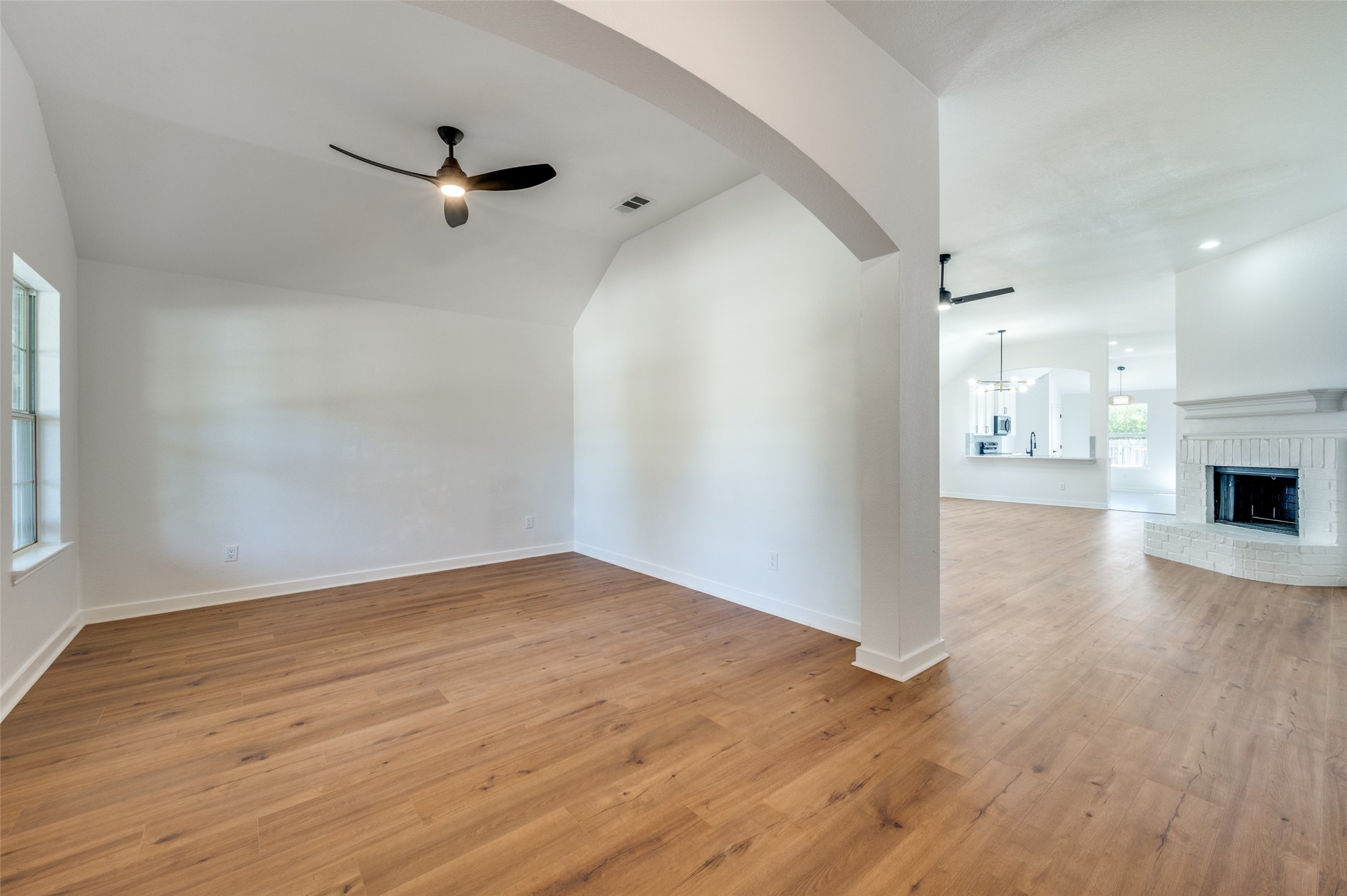 1028 Aviary Drive Aubrey TX 76227