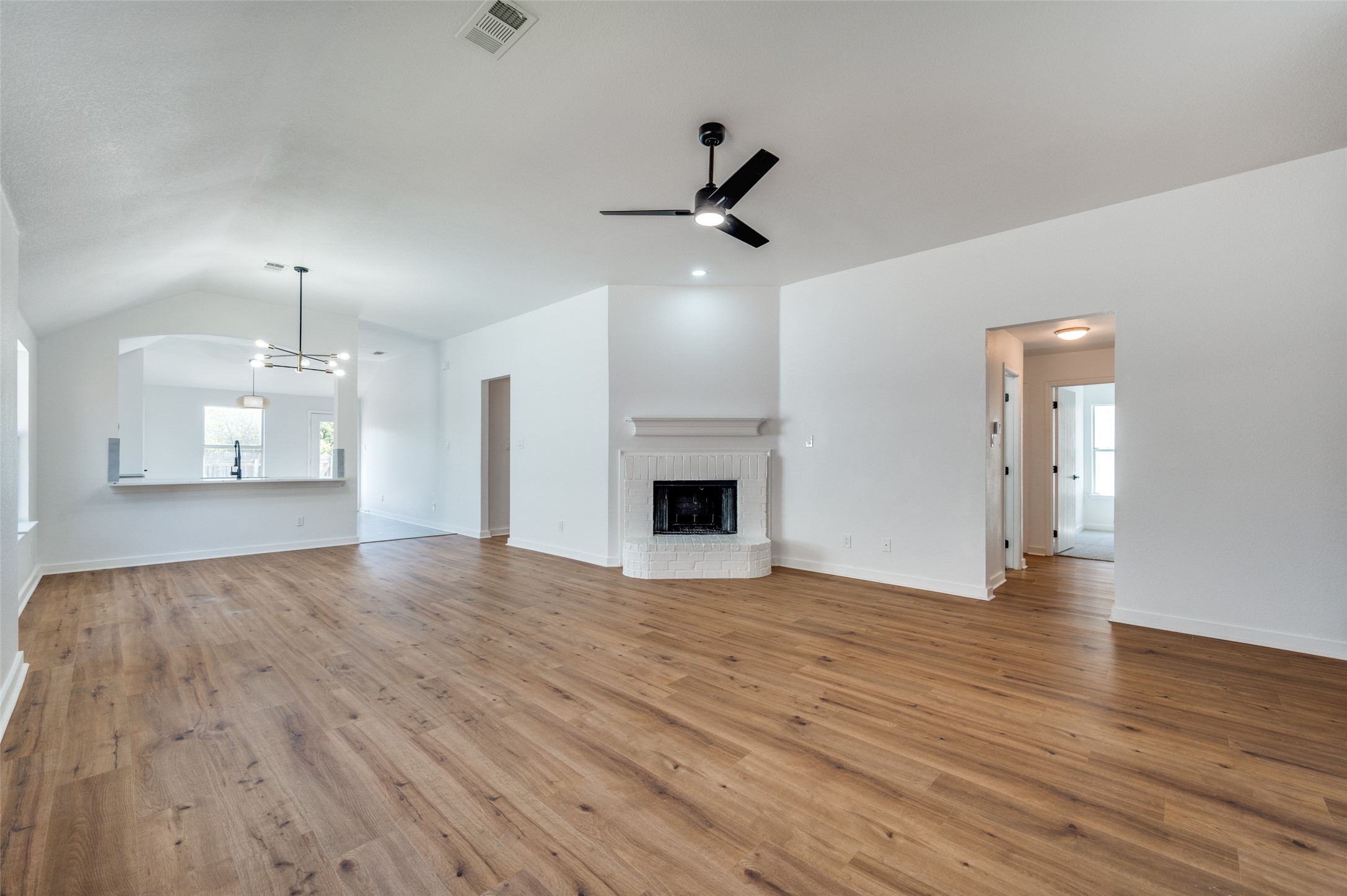 1028 Aviary Drive Aubrey TX 76227