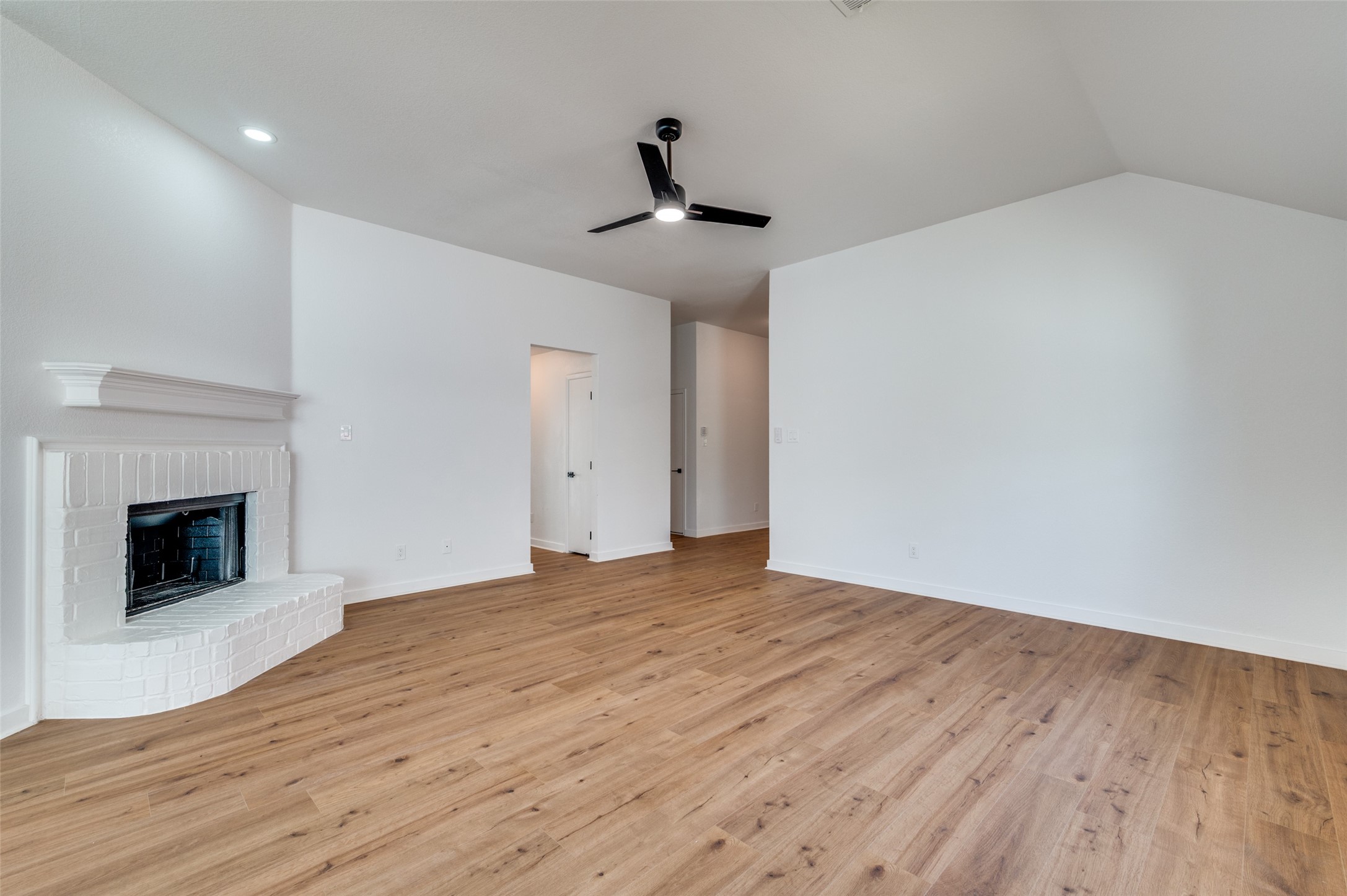 1028 Aviary Drive Aubrey TX 76227