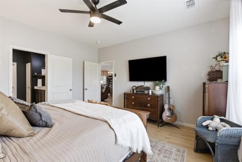 112 Saloon Cove E Newark TX 76071