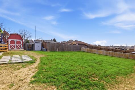 112 Saloon Cove E Newark TX 76071