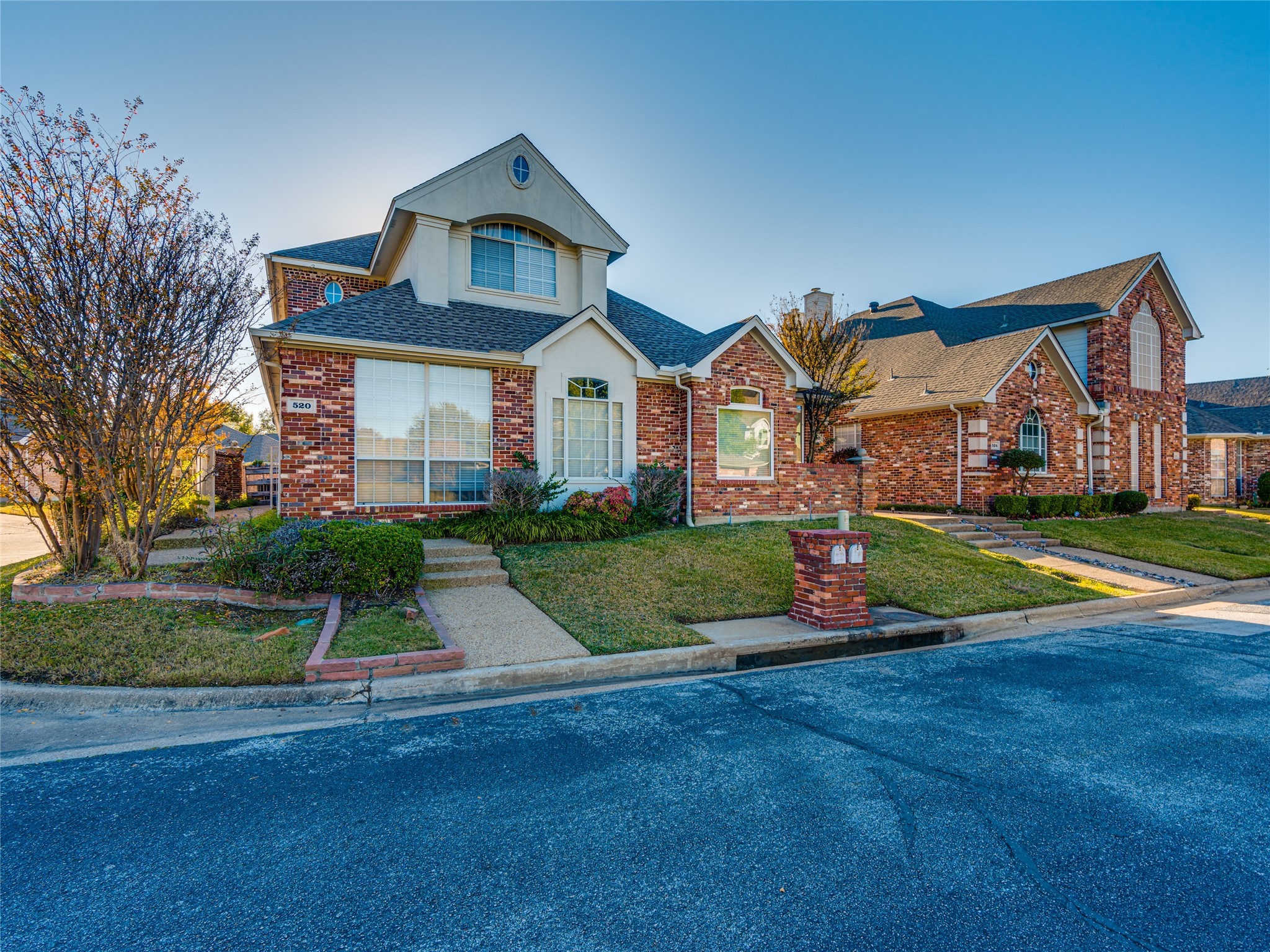 522 Lochngreen Trail Arlington TX 76012