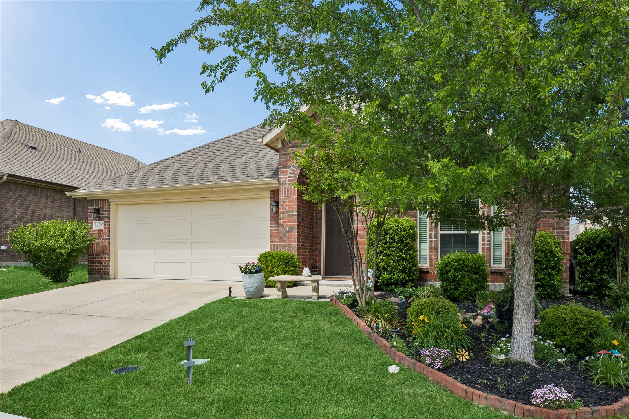 1815 Vallana Drive Gainesville TX 76240