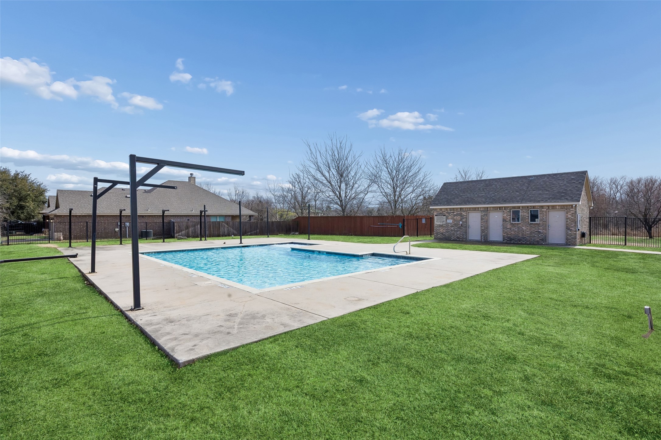 1815 Vallana Drive Gainesville TX 76240