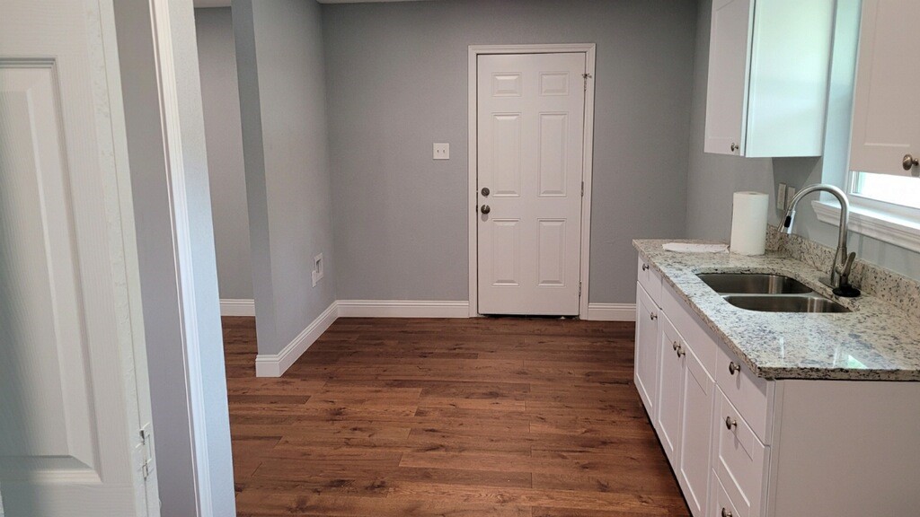 1102 Sproles Drive Benbrook TX 76126