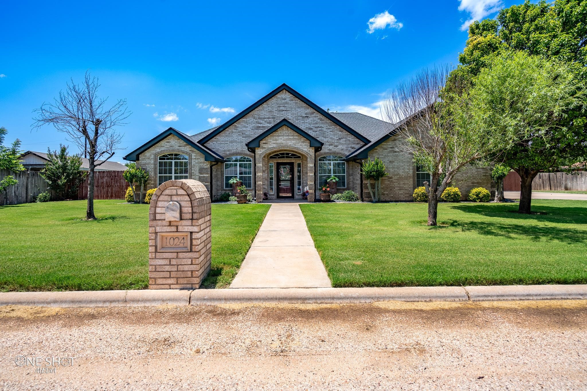 1024 Avondale Merkel TX 79536
