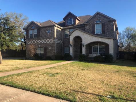 517 Oak Forest Court Kennedale TX 76060