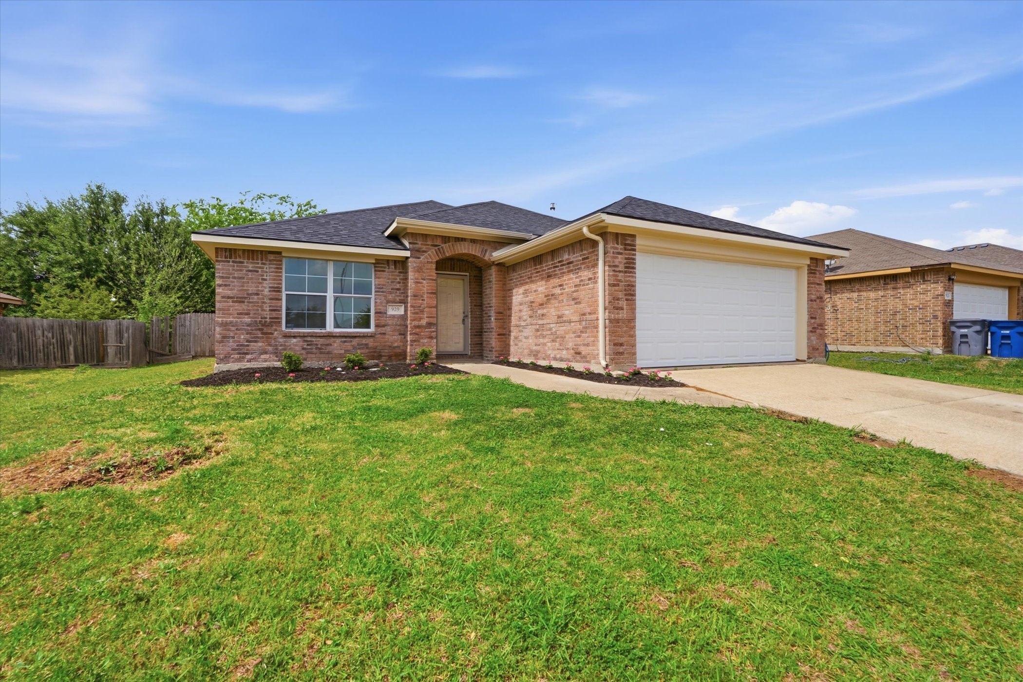 929 Haley Drive Dallas TX 75253