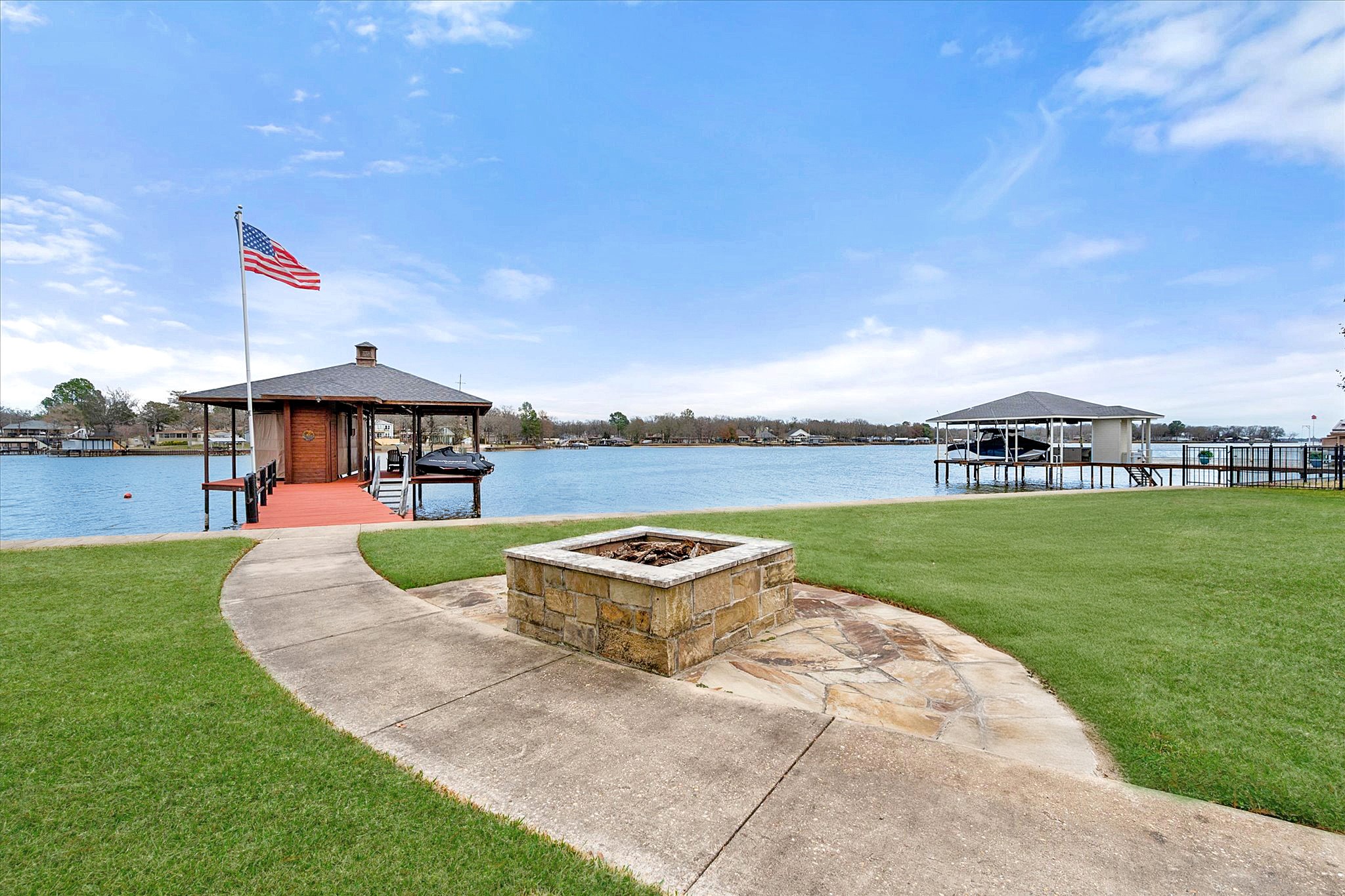 110 Northwood Place Enchanted Oaks TX 75156