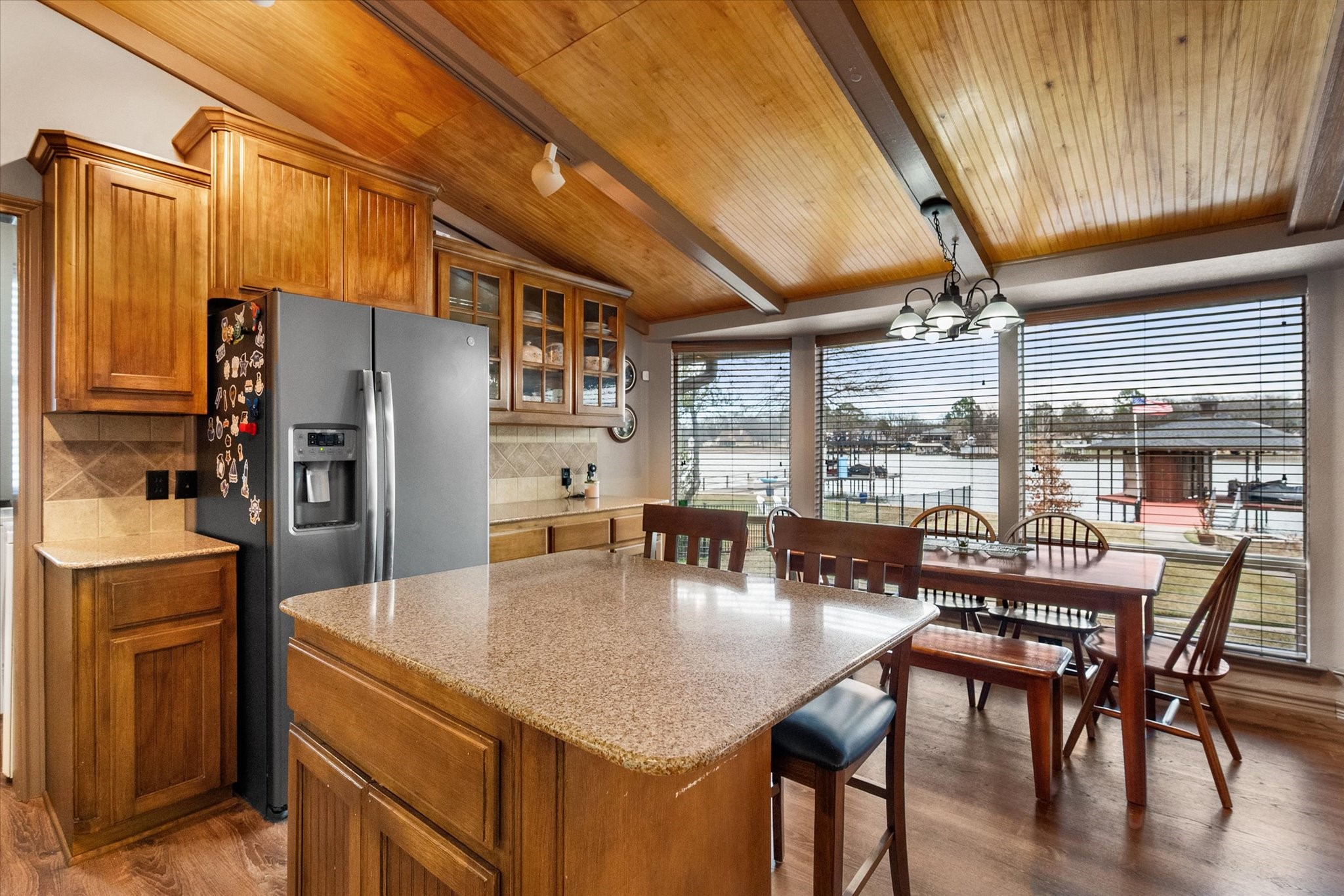 110 Northwood Place Enchanted Oaks TX 75156