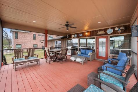 110 Northwood Place Enchanted Oaks TX 75156