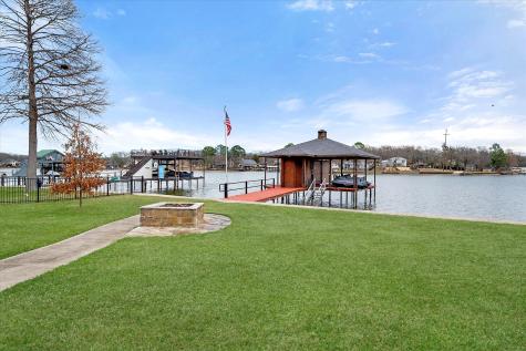 110 Northwood Place Enchanted Oaks TX 75156