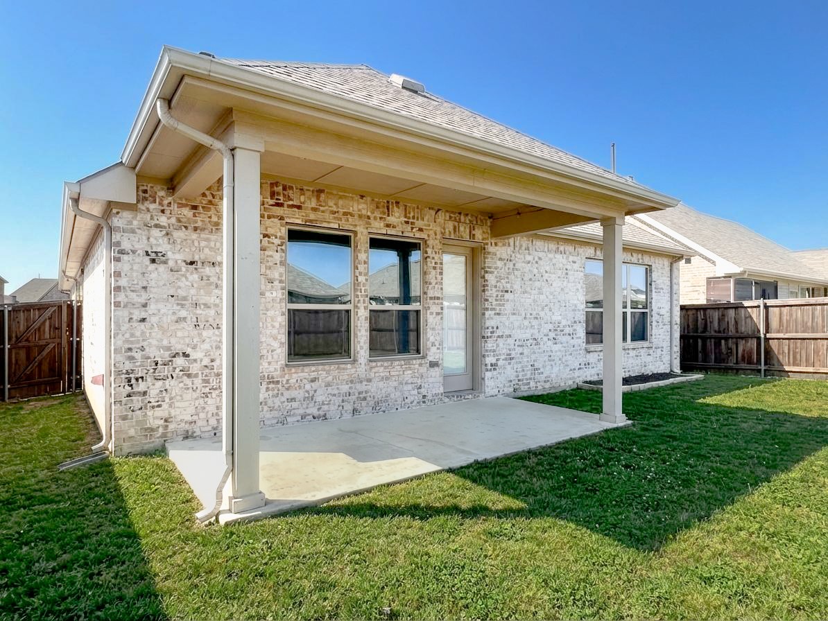 9620 Oxbow Lane Little Elm TX 75068