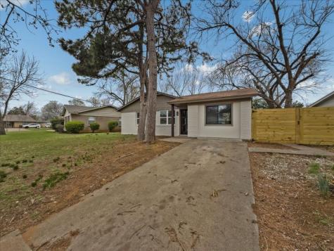 802 Nl Robinson Drive Arlington TX 76011