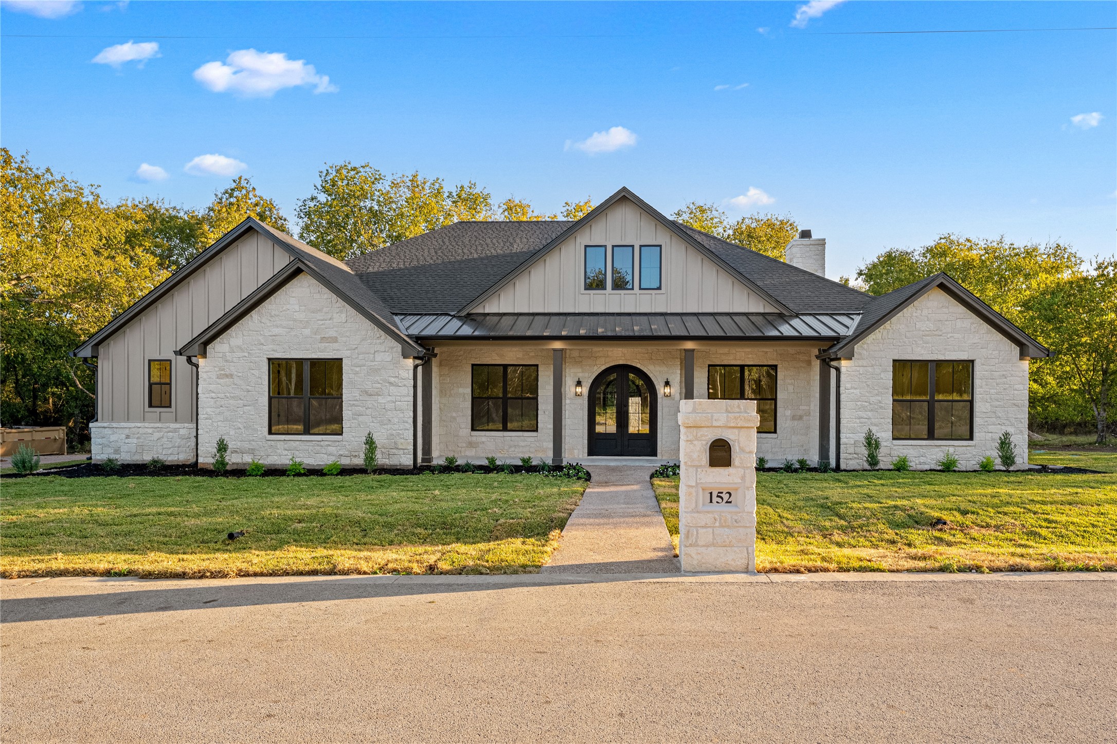152 N Big Red Way China Spring TX 76633