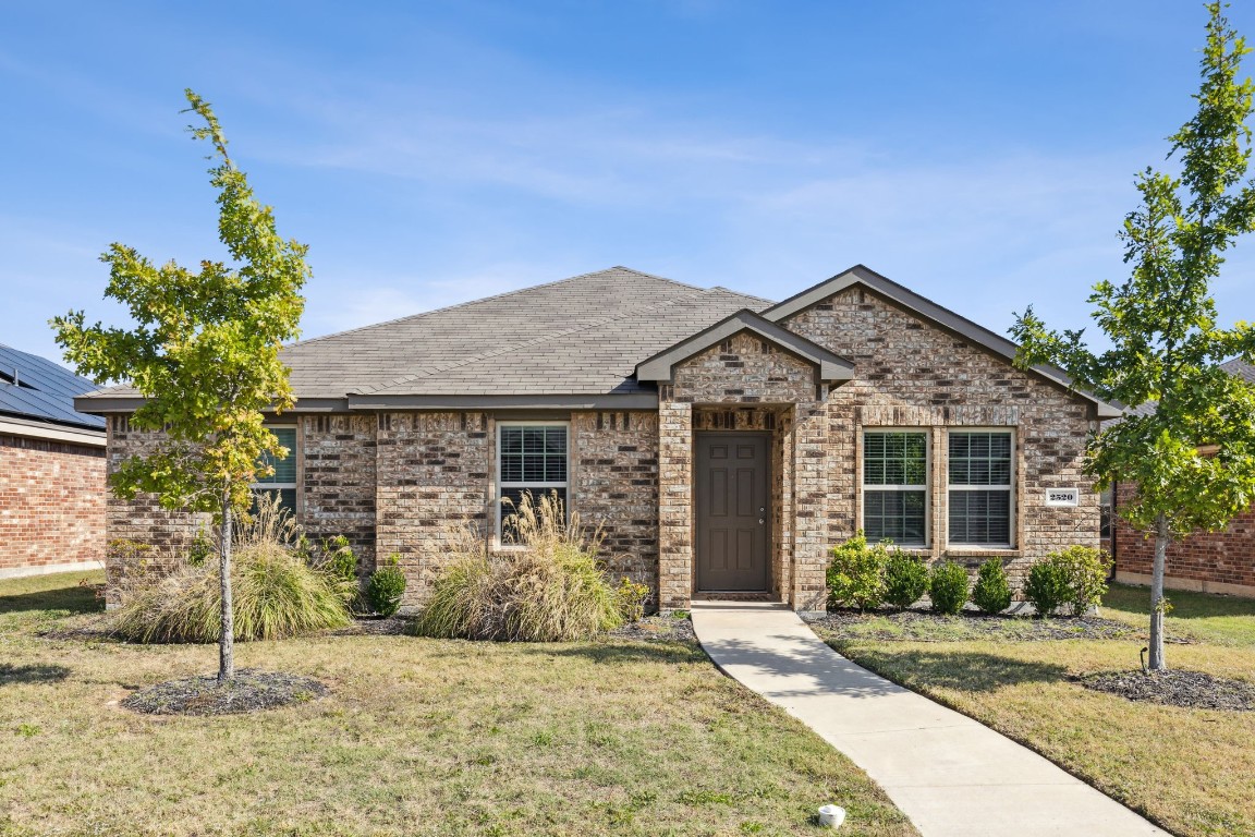 2520 Brentwood Drive Lancaster TX 75134