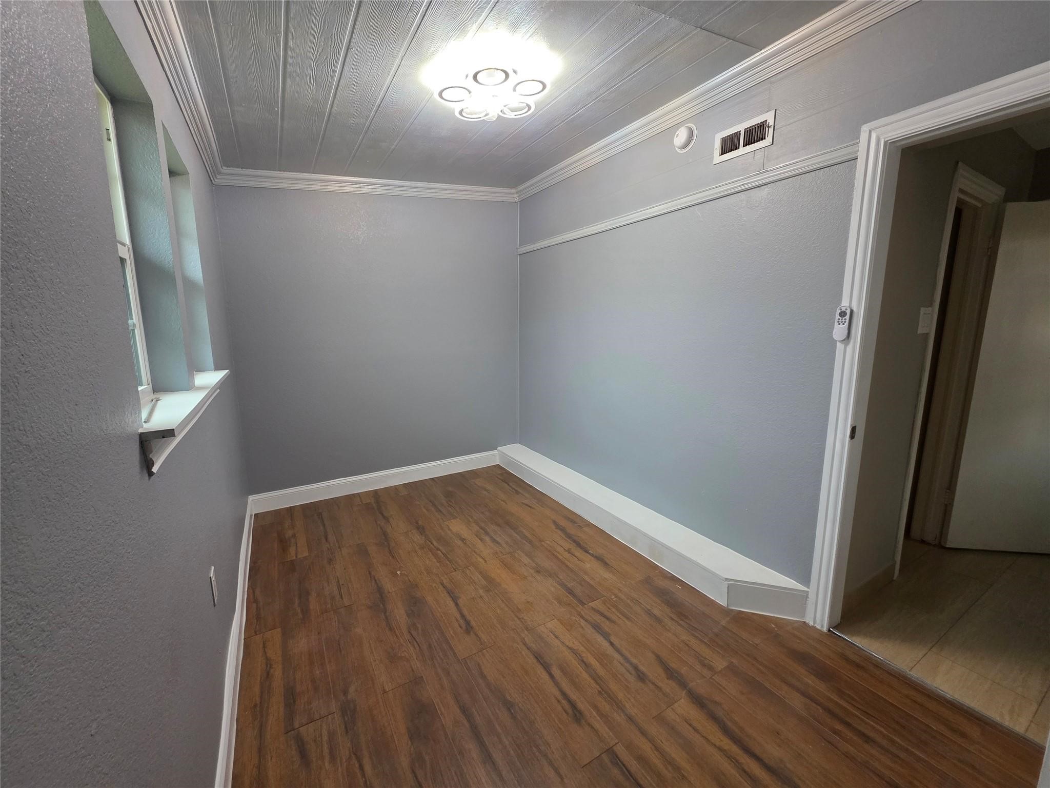 3534 Royal Lane Dallas TX 75229