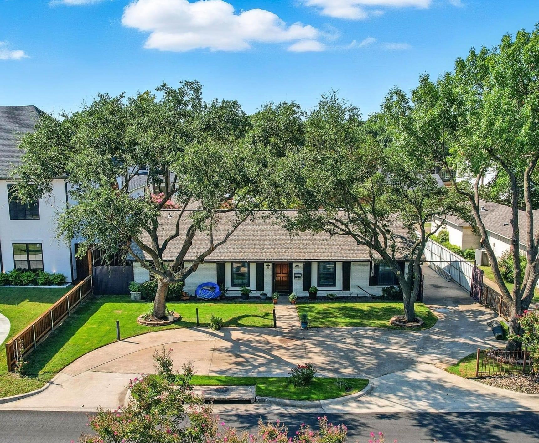 3534 Royal Lane Dallas TX 75229