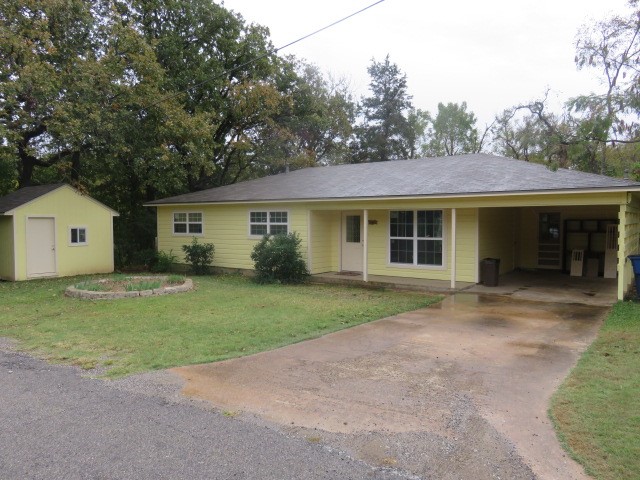 400 W Bullock Street Denison TX 75020