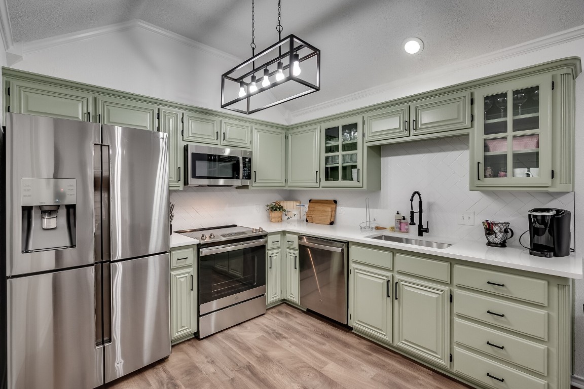 4906 Arborgate Drive Arlington TX 76017