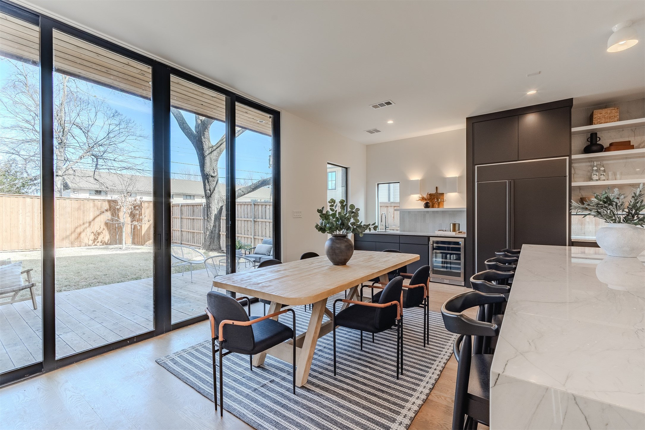 7115 Casa Loma Avenue Dallas TX 75214