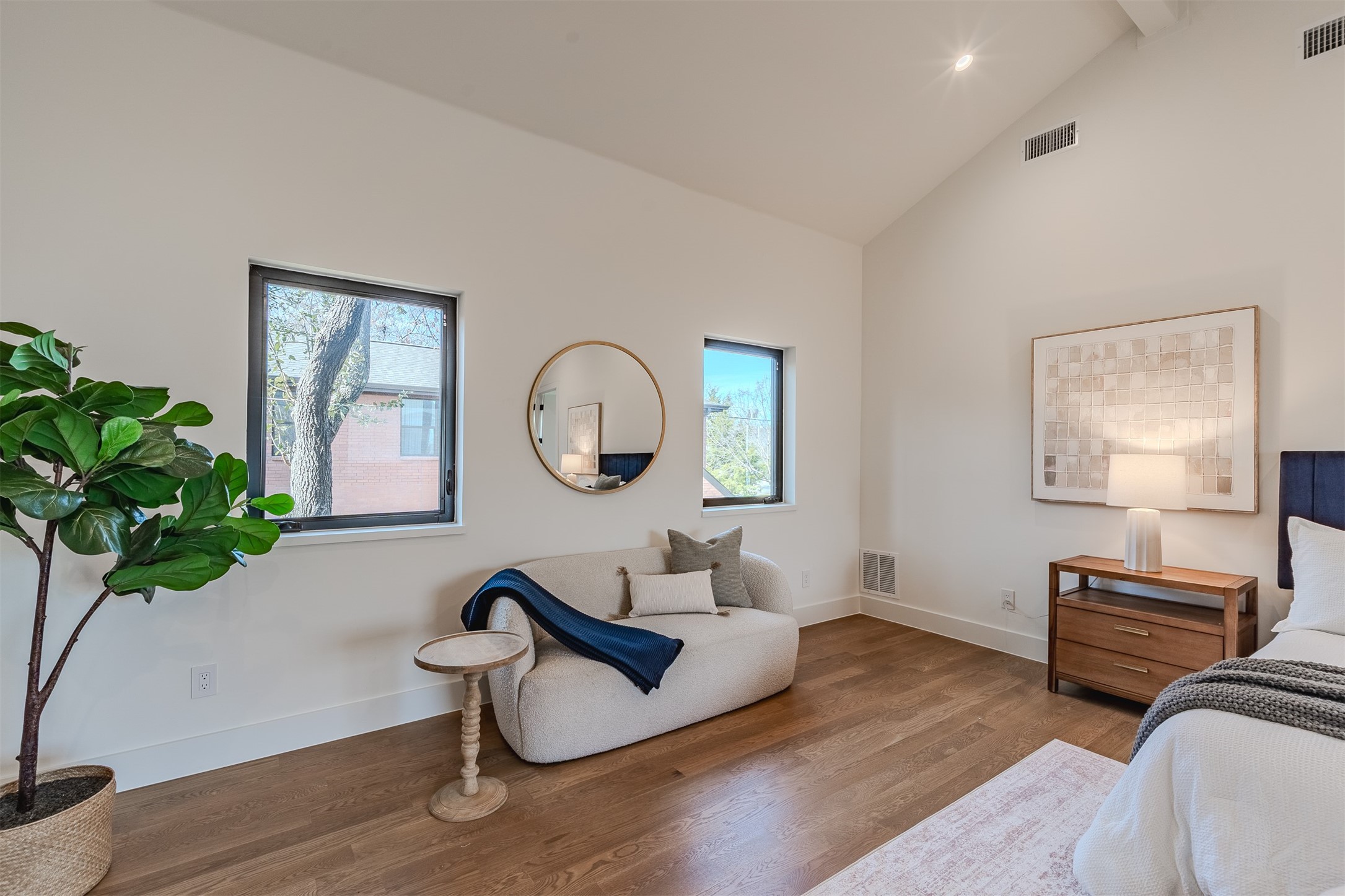 7115 Casa Loma Avenue Dallas TX 75214