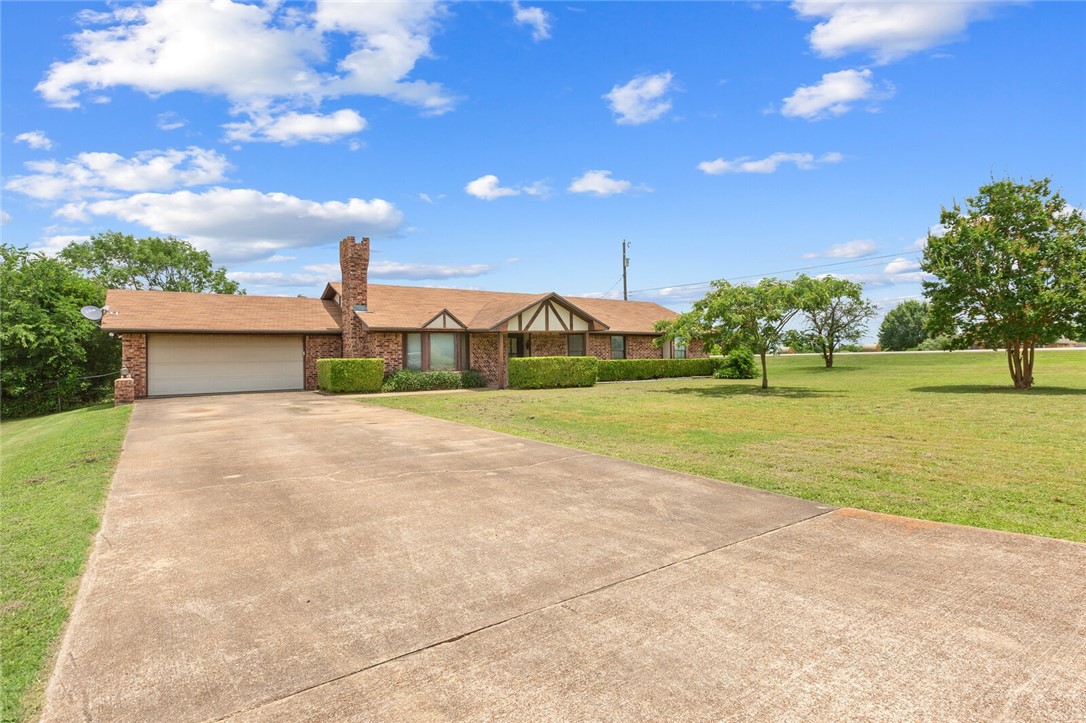 101 Towne West Drive Lorena TX 76655