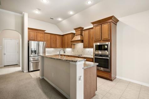 1208 Isabella Lane Savannah TX 76227