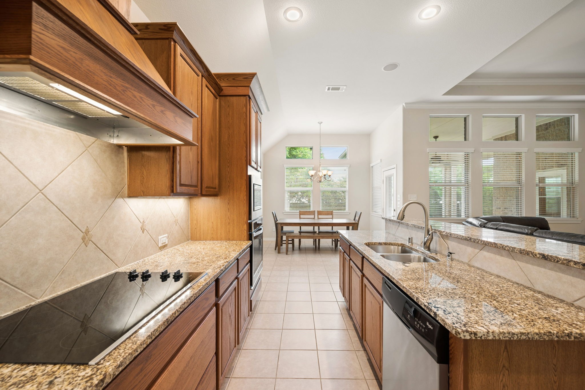 1208 Isabella Lane Savannah TX 76227